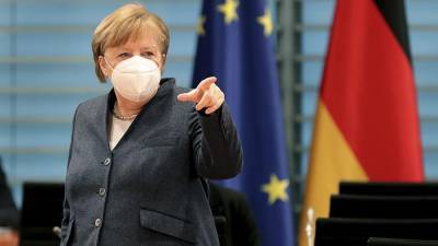 Ангела Меркель - Меркель призналась в ожидании открытия парикмахерских - iz.ru - Израиль