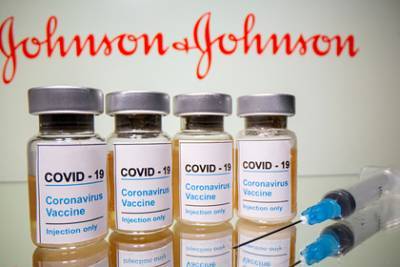 Johnson & Johnson попросила власти США одобрить ее вакцину от коронавируса - lenta.ru - Сша