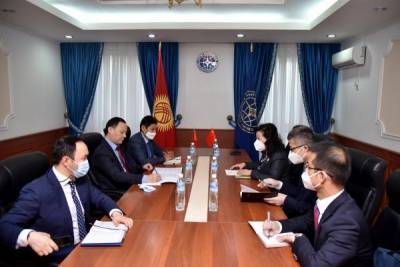 Садыр Жапаров - Китай пообещал Киргизии бесплатную вакцину - eadaily.com - Киргизия - Китай