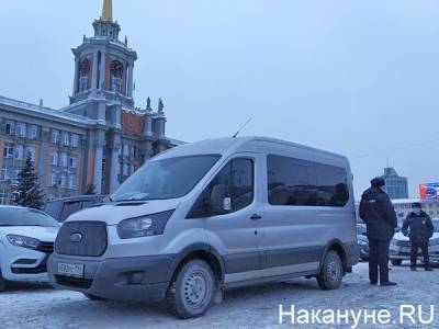 Жительница Екатеринбурга третий день возит тело матери в автобусе - nakanune.ru - Екатеринбург