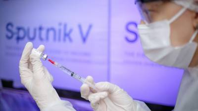 Минздрав отметил положительный эффект от вакцинации против COVID-19 в РФ - inforeactor.ru - Россия