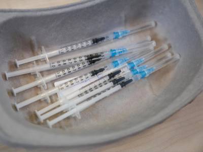Тедрос Адханом Гебрейесус - ВОЗ призвала фармкомпании поделиться мощностями для производства вакцин от COVID-19 - gordonua.com - Sanofi