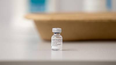 В Швейцарии шесть человек скончались после вакцинации от коронавируса - iz.ru - Швейцария