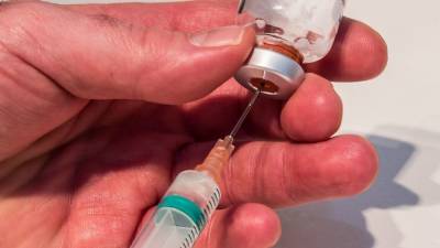 Нейросеть начнут использовать для создания вакцин от новых видов COVID-19 - newinform.com