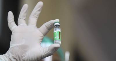 Надим Захави - Вакцинироваться от коронавируса надо будет ежегодно — британский министр - tsn.ua - Англия