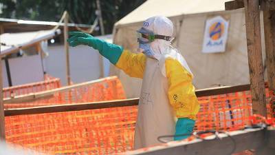 В Африке зафиксирован новый случай смерти от лихорадки Эбола - iz.ru - Израиль - Конго - Бутембо
