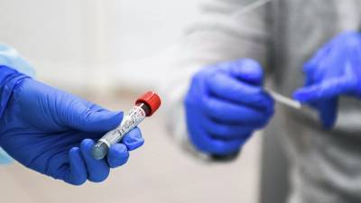 За сутки в России выявлено 15 916 случаев коронавируса - russian.rt.com - Россия