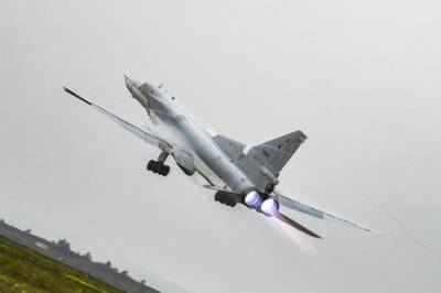 Sohu: Россия сможет взять под контроль два океана с помощью бомбардировщиков Ту-22М3 - argumenti.ru - Россия