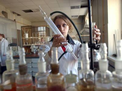 55% уверены в отставании российской науки. 54% не могут выделить её достижений - sobesednik.ru