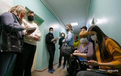 Максим Степанов - Степанов: На вакцинацию выделили почти четыре млрд - korrespondent.net