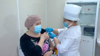 Вакцинация в Севастополе набирает обороты - vesti.ru - Севастополь