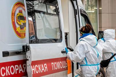 В России умерли 530 пациентов с коронавирусом за сутки - lenta.ru - Россия