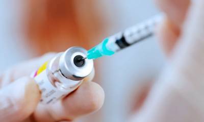 Винфрид Штекер - Немецкий медик в одиночку создал вакцину против коронавирусной инфекции - og.ru