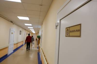 Дмитрий Лисовец - Ещё 4 петербургских стационара прекратили прием пациентов с коронавирусом - neva.today - Санкт-Петербург