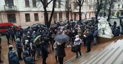 В "красных" Черновцах предприниматели вышли на протест: фото, видео (6 фото) - tsn.ua - Черновцы