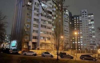 15-летняя девочка выбросилась из окна киевской многоэтажки (видео) - sharij.net - Киев - район Дарницкий, Киев