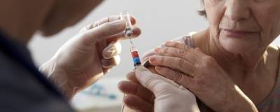Жительница Литвы скончалась после вакцинации от коронавируса - runews24.ru - Литва - Паневежис