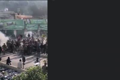 В Бейруте вновь вспыхнули столкновения военных с протестантами - mk.ru - Ливан - Бейрут