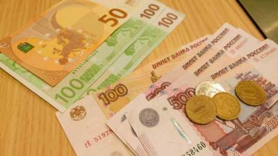 Максим Петроневич - Экономист объяснил, почему курс евро скоро может упасть - live24.ru - Москва