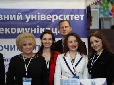 К 8 марта в киевском университете провели торжественную церемонию открытия женского туалета (видео) - sharij.net - Киев