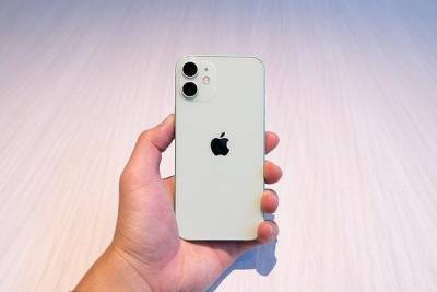 Покупатели катастрофически разочаровались в новых iPhone. Apple резко сокращает производство - cnews.ru