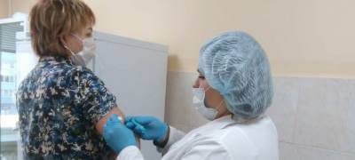 Михаил Охлопков - В Карелии уже 26 852 человека прошли первый этап вакцинирования от коронавируса - stolicaonego.ru - республика Карелия
