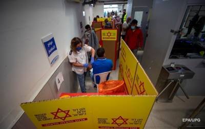 Израиль начал вакцинировать подростков - СМИ - korrespondent.net - Израиль