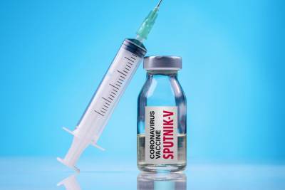 Российская вакцина «Спутник V» спасает мир от коронавируса. Но кому она мешает? - newsland.com