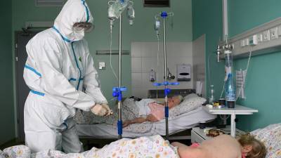 В России выявлено 9 270 новых случаев коронавируса - gazeta.ru - Россия