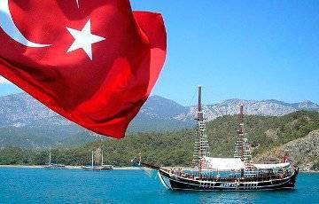 Турция вводит обязательные электронные анкеты для путешественников - charter97.org - Турция