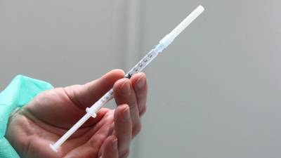 Евросоюз одобрил четвертую вакцину от COVID-19 - iz.ru - Евросоюз - Израиль