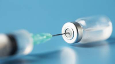 Италия приостанавливает вакцинацию препаратом англо-шведской компании AstraZeneca - politros.com - Италия - Норвегия - Дания