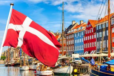 В Дании умер человек, у которого образовались тромбы после вакцинации – Голос Америки - 24tv.ua - Дания