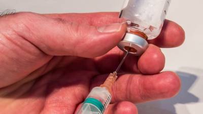 Компания AstraZeneca на 25% сократит поставки вакцины в ЕС - politros.com - Евросоюз