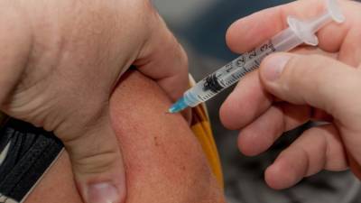 Американская вакцина Novavax показала высокую эффективность против COVID-19 - politros.com