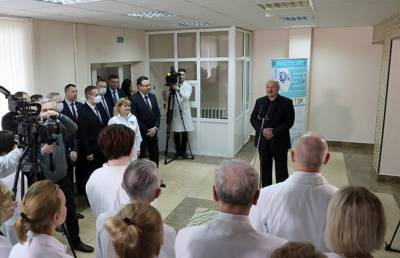 Александр Лукашенко - Лукашенко призвал не расслабляться людей, т.к. "эта зараза от нас еще никуда не ушла" - ont.by