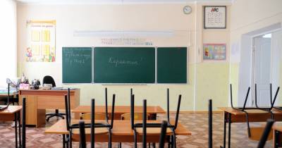 Виталий Кличко - В Киеве из-за COVID-19 снова начали закрывать школы на карантин - dsnews.ua - Киев