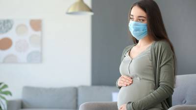 Ученые выяснили, что беременные в два раза чаще болеют тяжелой формой COVID-19 - gazeta.ru