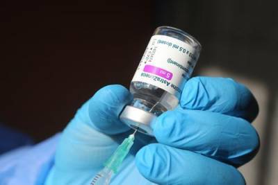 AstraZeneca прокомментировала информацию об угрозе возникновения тромбов от вакцины - argumenti.ru