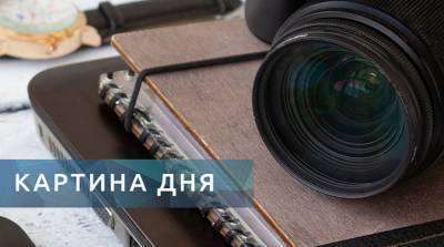 Александр Лукашенко - Картина дня: поездка Президента в Молодечненскую больницу, форум "СНГ - 30 лет" и рекорд ПВТ - belta.by - Снг
