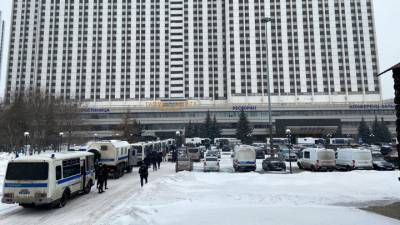 Задержанных в Москве депутатов отпускают из полиции - vesti.ru - Москва