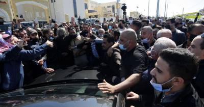 В Иордании 6 пациентов задохнулись из-за недостатка кислорода — возмущенные родственники умерших окружили короля - tsn.ua - Иордания