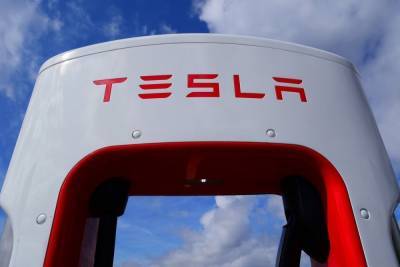 Илоной Маский - На заводе Tesla в США выявили сотни случаев COVID-19 - mk.ru - штат Калифорния - Washington