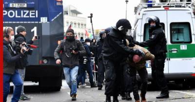 Полицейские пострадали в Германии в ходе протестов против коронавирусных ограничений - profile.ru - Германия - Дрезден
