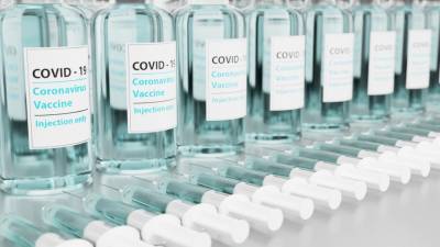 Еврокомиссия назвала ошибочной стратегию ЕС по вакцинации от COVID-19 - newinform.com - Евросоюз - Брюссель