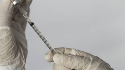 Два человека умерли после прививки от коронавируса в Гонконге - nation-news.ru - Гонконг
