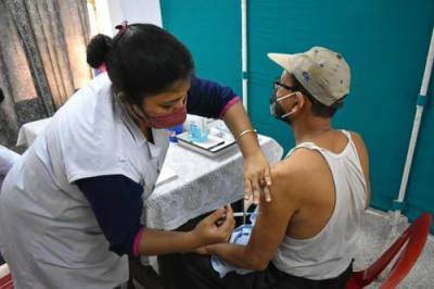 Индия - В Индии за сутки выявили 25 320 новых случаев заражения коронавирусом - argumenti.ru