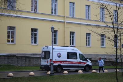 В Петербурге на 21% уменьшилось число госпитализаций взрослых - neva.today - Санкт-Петербург