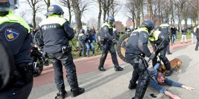 В Нидерландах полиция жестко разогнала акцию протеста против карантина - nv.ua - Гаага