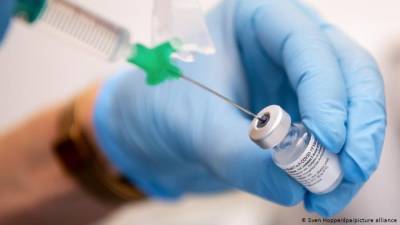 Производство вакцин от COVID-19 может оказаться под угрозой из-за экспортного контроля США - runews24.ru